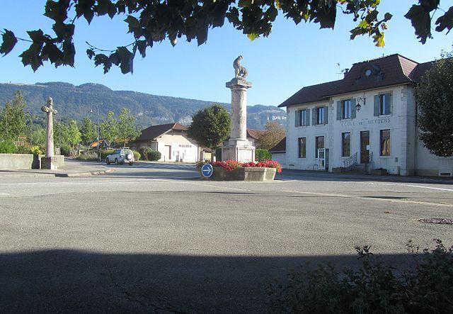 Neydens - Immobilier - CENTURY 21 Le Genevois - Croix_du_chef-lieu_école