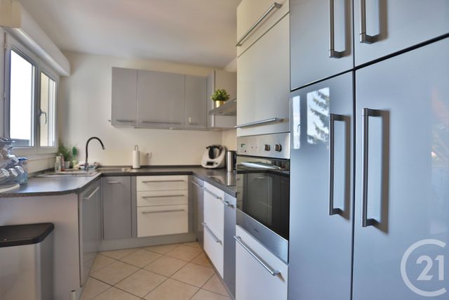 Appartement T4 à vendre - 4 pièces - 83.7 m2 - FEIGERES - 74 - RHONE-ALPES - Century 21 Le Genevois