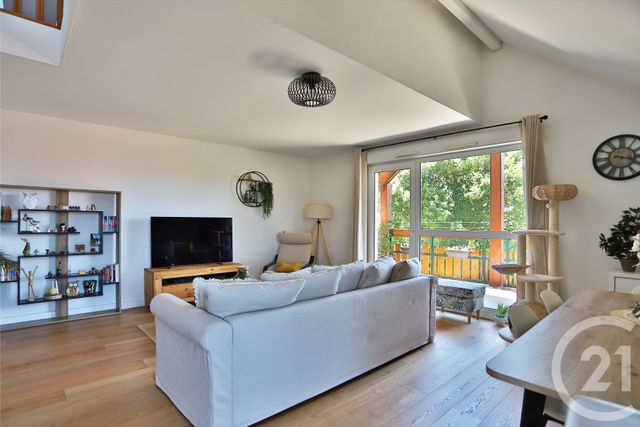 Appartement T4 à vendre - 4 pièces - 83.7 m2 - FEIGERES - 74 - RHONE-ALPES - Century 21 Le Genevois
