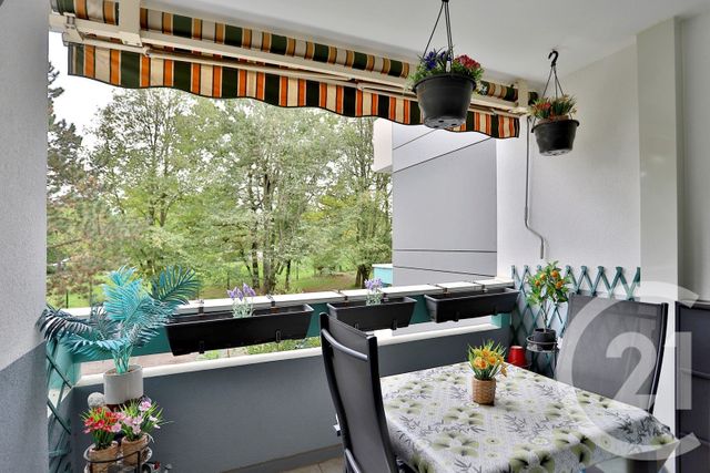 Appartement F4 à vendre - 4 pièces - 82.72 m2 - ST JULIEN EN GENEVOIS - 74 - RHONE-ALPES - Century 21 Le Genevois
