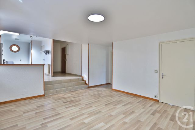 Afficher la photo en grand maison à vendre - 9 pièces - 210.02 m2 - CHAVANNAZ - 74 - RHONE-ALPES - Century 21 Le Genevois