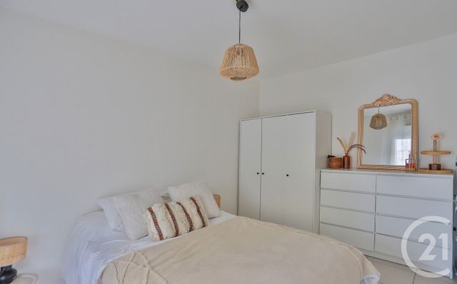 Afficher la photo en grand Appartement T2 à vendre - 2 pièces - 38.79 m2 - ST JULIEN EN GENEVOIS - 74 - RHONE-ALPES - Century 21 Le Genevois