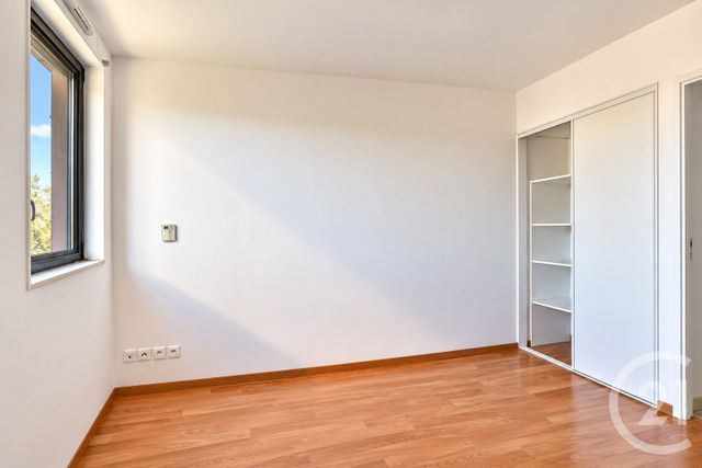 Appartement T3 à vendre - 3 pièces - 71.62 m2 - ST JULIEN EN GENEVOIS - 74 - RHONE-ALPES - Century 21 Le Genevois