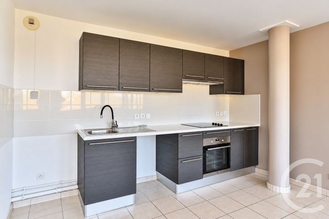 Appartement T3 à vendre - 3 pièces - 71.62 m2 - ST JULIEN EN GENEVOIS - 74 - RHONE-ALPES - Century 21 Le Genevois