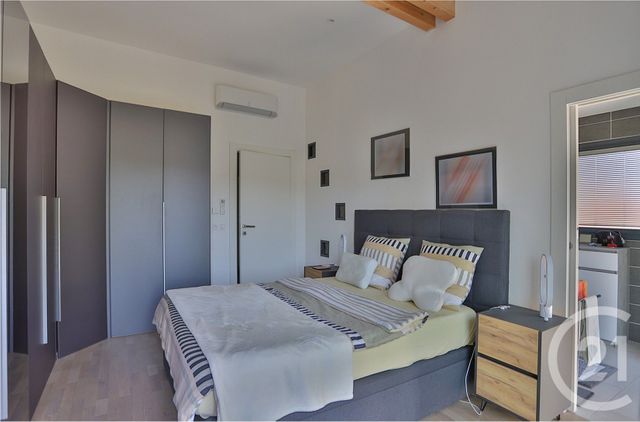 Appartement T5 à vendre - 5 pièces - 129.28 m2 - ST JULIEN EN GENEVOIS - 74 - RHONE-ALPES - Century 21 Le Genevois