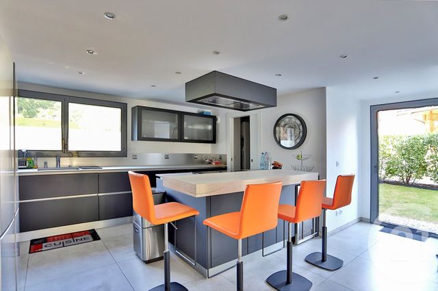 Appartement T5 à vendre - 5 pièces - 129.28 m2 - ST JULIEN EN GENEVOIS - 74 - RHONE-ALPES - Century 21 Le Genevois