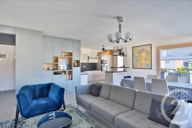 Appartement T4 à vendre - 4 pièces - 97.85 m2 - ST JULIEN EN GENEVOIS - 74 - RHONE-ALPES - Century 21 Le Genevois