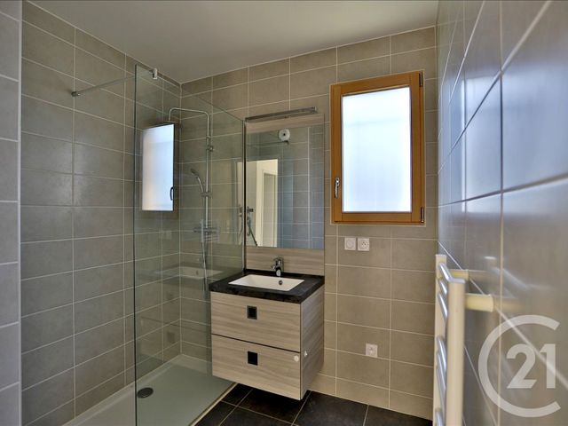 Appartement T4 à vendre - 4 pièces - 116.65 m2 - NEYDENS - 74 - RHONE-ALPES - Century 21 Le Genevois