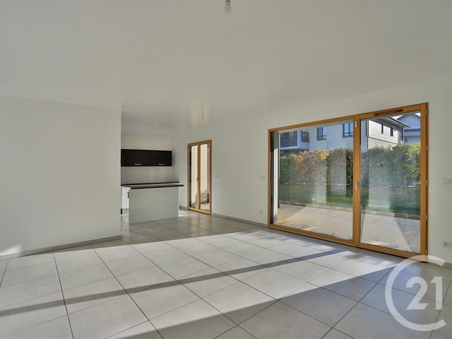 Appartement T4 à vendre - 4 pièces - 116.65 m2 - NEYDENS - 74 - RHONE-ALPES - Century 21 Le Genevois