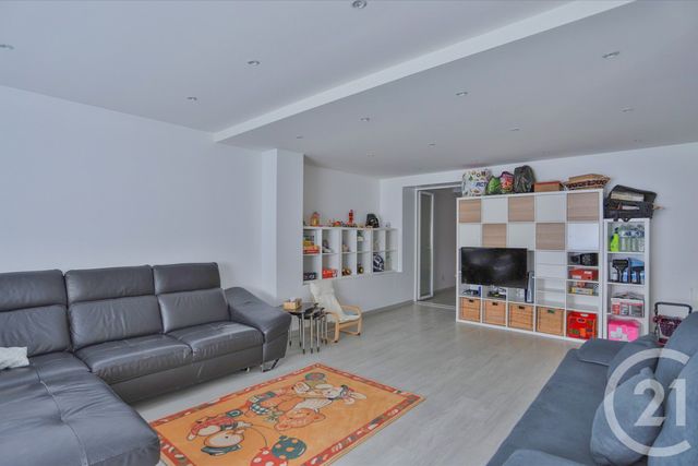 Afficher la photo en grand maison à vendre - 8 pièces - 171.55 m2 - ST JULIEN EN GENEVOIS - 74 - RHONE-ALPES - Century 21 Le Genevois