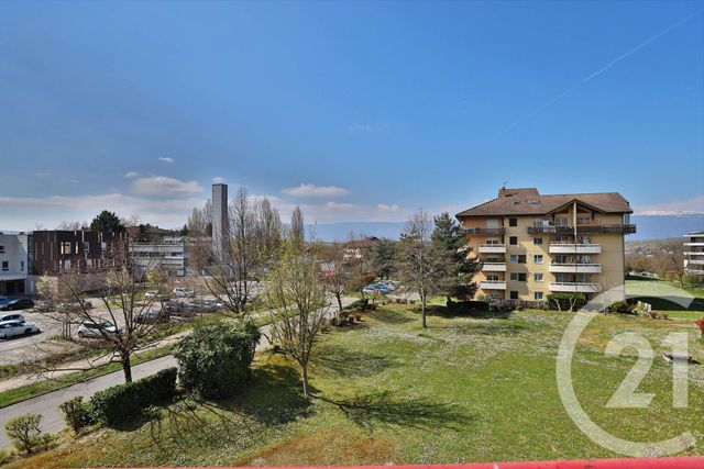 Appartement T3 à vendre - 3 pièces - 67.2 m2 - ST JULIEN EN GENEVOIS - 74 - RHONE-ALPES - Century 21 Le Genevois