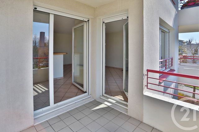 Appartement T3 à vendre - 3 pièces - 67.2 m2 - ST JULIEN EN GENEVOIS - 74 - RHONE-ALPES - Century 21 Le Genevois