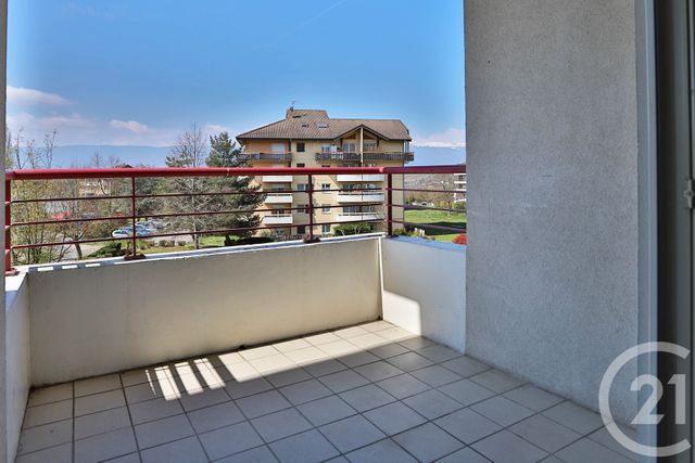Appartement T3 à vendre - 3 pièces - 67.2 m2 - ST JULIEN EN GENEVOIS - 74 - RHONE-ALPES - Century 21 Le Genevois