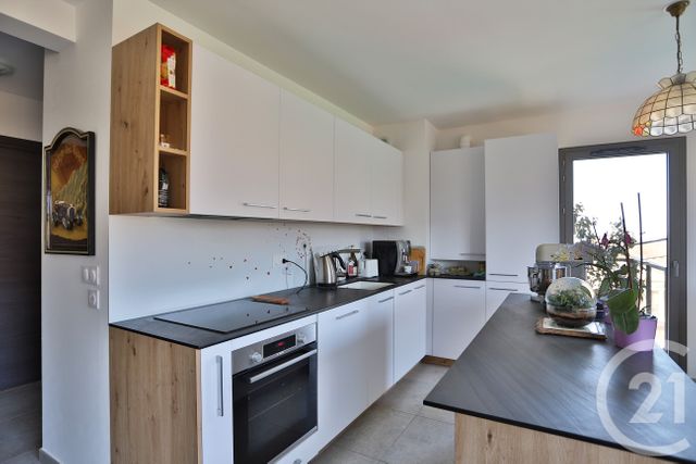 Appartement T3 à vendre - 3 pièces - 69.82 m2 - FEIGERES - 74 - RHONE-ALPES - Century 21 Le Genevois