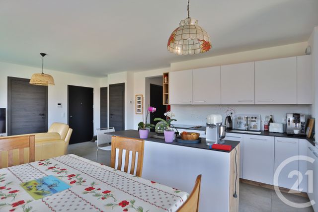 Appartement T3 à vendre - 3 pièces - 69.82 m2 - FEIGERES - 74 - RHONE-ALPES - Century 21 Le Genevois