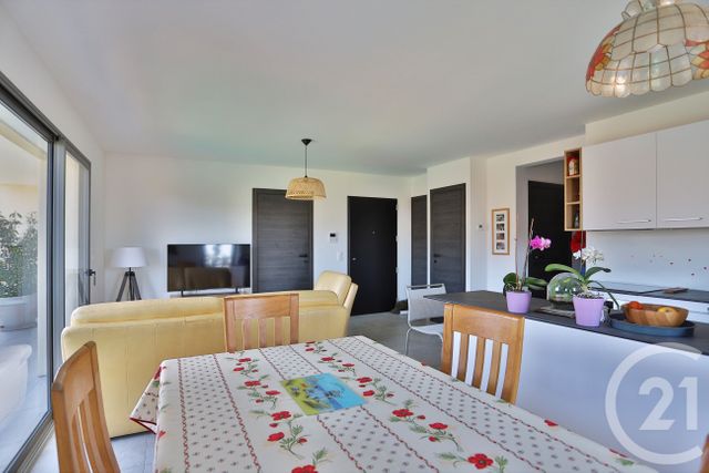 Appartement T3 à vendre - 3 pièces - 69.82 m2 - FEIGERES - 74 - RHONE-ALPES - Century 21 Le Genevois