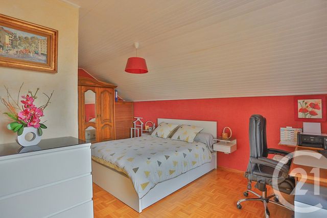 maison à vendre - 4 pièces - 104.32 m2 - ST JULIEN EN GENEVOIS - 74 - RHONE-ALPES - Century 21 Le Genevois