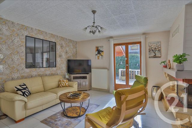 maison à vendre - 4 pièces - 104.32 m2 - ST JULIEN EN GENEVOIS - 74 - RHONE-ALPES - Century 21 Le Genevois