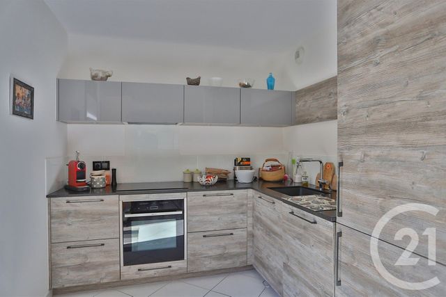 Appartement T3 à vendre - 3 pièces - 71.17 m2 - ARCHAMPS - 74 - RHONE-ALPES - Century 21 Le Genevois