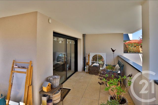 Appartement T3 à vendre - 3 pièces - 71.17 m2 - ARCHAMPS - 74 - RHONE-ALPES - Century 21 Le Genevois