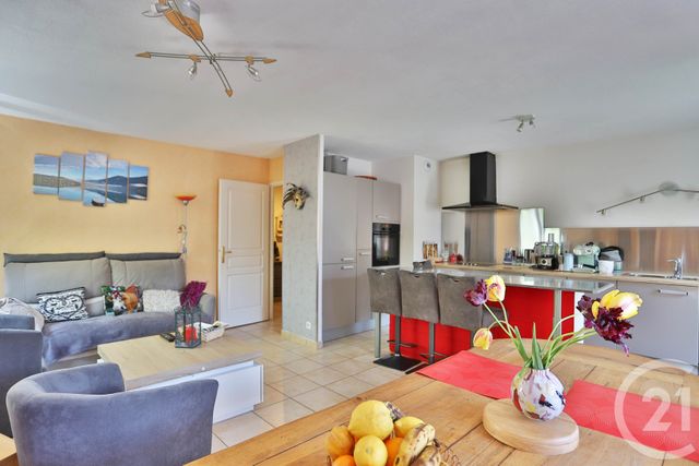 Appartement T3 à vendre - 3 pièces - 68.3 m2 - VERS - 74 - RHONE-ALPES - Century 21 Le Genevois