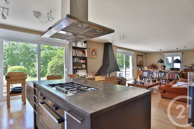 maison à vendre - 8 pièces - 239.6 m2 - ARCHAMPS - 74 - RHONE-ALPES - Century 21 Le Genevois