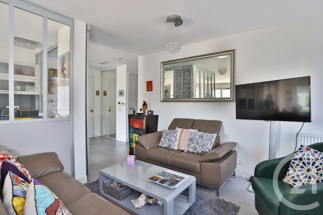 Appartement T3 à vendre - 3 pièces - 82.43 m2 - COLLONGES SOUS SALEVE - 74 - RHONE-ALPES - Century 21 Le Genevois