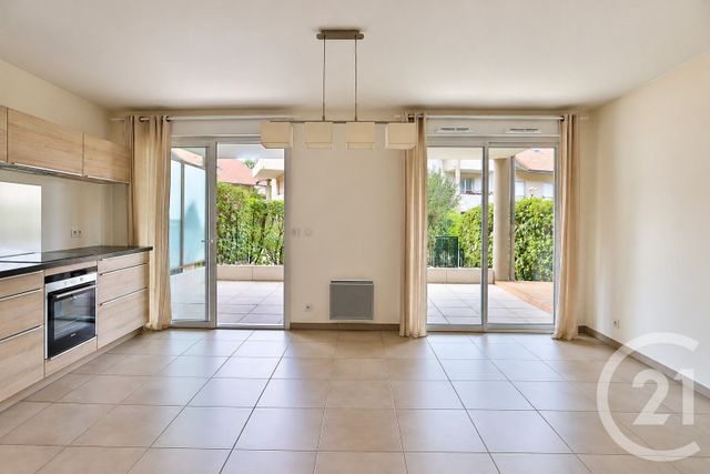 Appartement F3 à vendre - 3 pièces - 63.05 m2 - NEYDENS - 74 - RHONE-ALPES - Century 21 Le Genevois